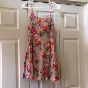 🔹Gray & Pink Floral Dress Petite XS